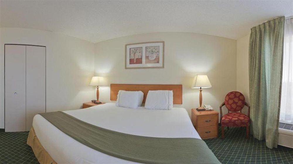 Holiday Inn Express New Orleans East By Ihg Exteriör bild